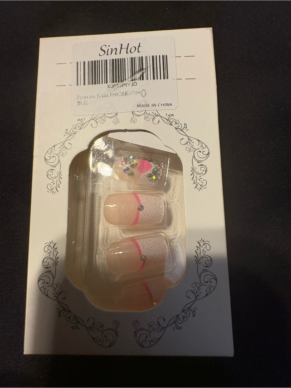 Pink Accent Press-On Nail Set
